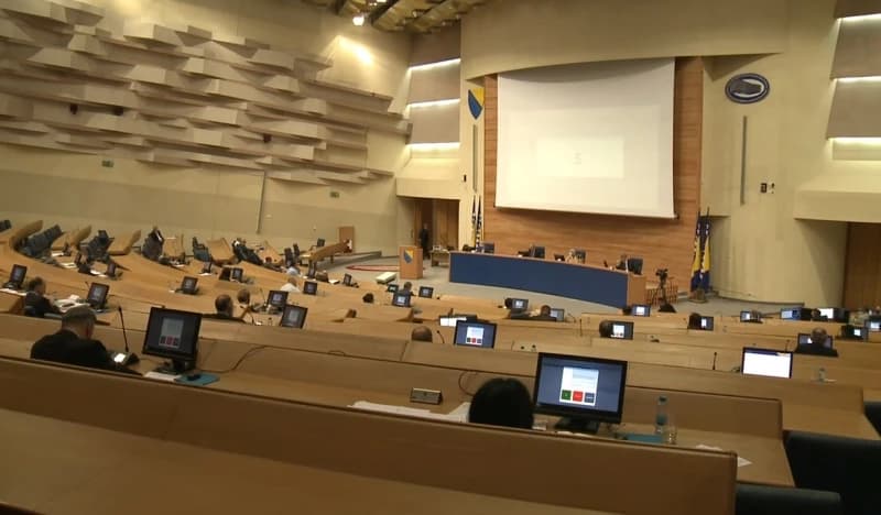 Državni zastupnici usvojili budžet u prvom čitanju