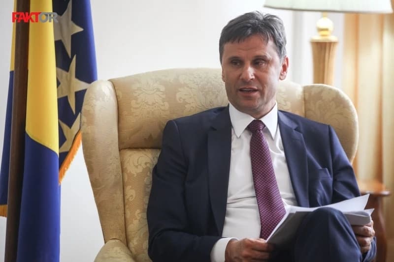 Novalić: O Čampari se na Kolegiju SDA pričalo samo tri minute, on je tema bitna samo u KS