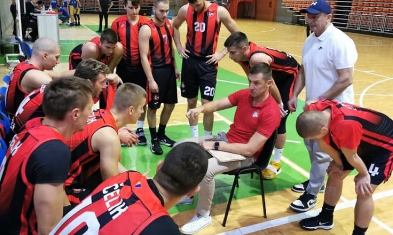 Alarmantna situacija u OKK Čelik: "Mlađi igrači dođu i kažu da su gladni..."