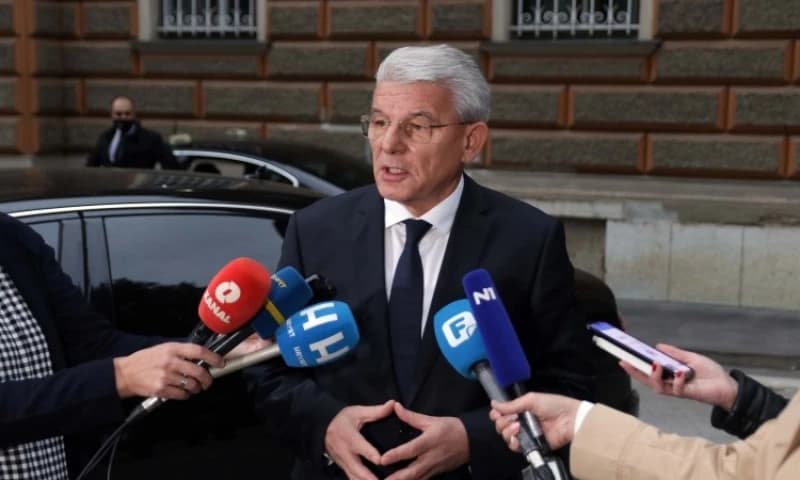 Džaferović: Ima jedna znakovita novina u ponašanju Dodika