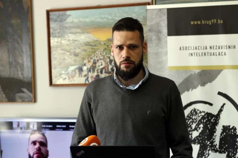 Muhasilović: Dodik je RS de facto otcijepio, Schmidtov neodlazak u Banju Luku svjesno urađen potez, igraju istu igru