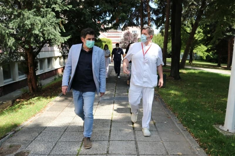 Ministar Kapidžić: Dodatnih 50 zaposlenih za izolatorij u sklopu Opće bolnice