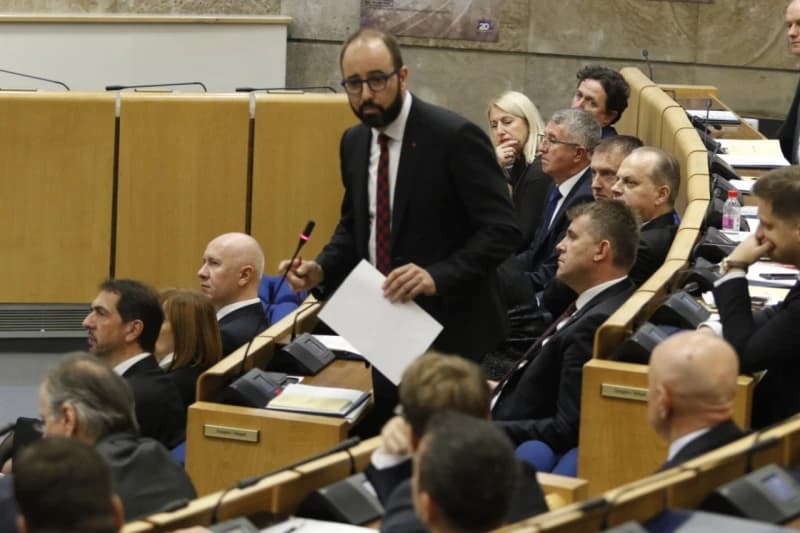 Komisija za sigurnost Zastupničkog doma FBiH traži da se poništi konkurs za direktora FUP-a
