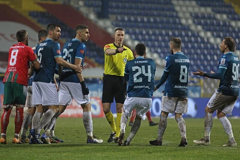 U FK Željezničar ogorčeni suđenjem: Ko se bori za bodove, sudije ili fudbaleri?