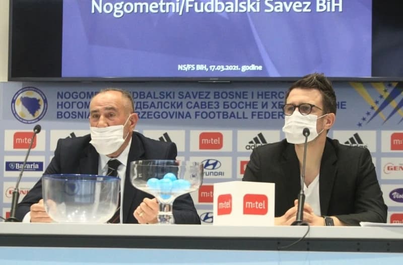 Kup BiH: Pogledajte kako je Misimović "izmiješao" kuglice i procijenite da li je žrijeb regularan