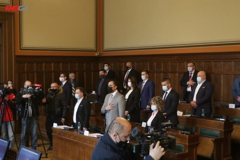 "Četvorka" pala na prvom koraku: Da li je upitan izbor Bogića Bogićevića za gradonačelnika?