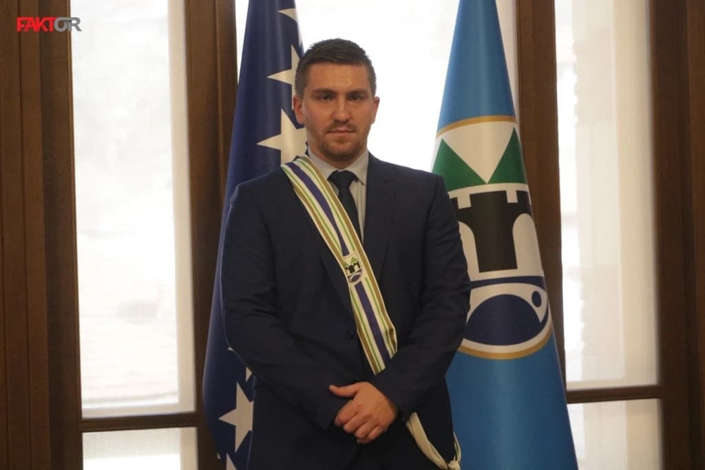 Bogićević neće biti na čelu Sarajeva jer je "trojka" pala na "kružićima i iksićima" za Ademovića