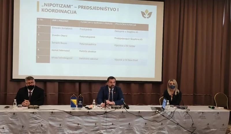 Ko je jamio, jamio: Konaković tvrdi da nema "NiPotizma", ovi podaci ga demantuju