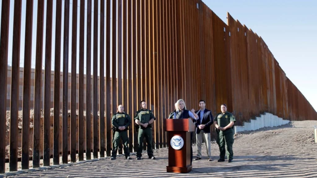 Završena prva faza izgradnje zida na granici SAD-a