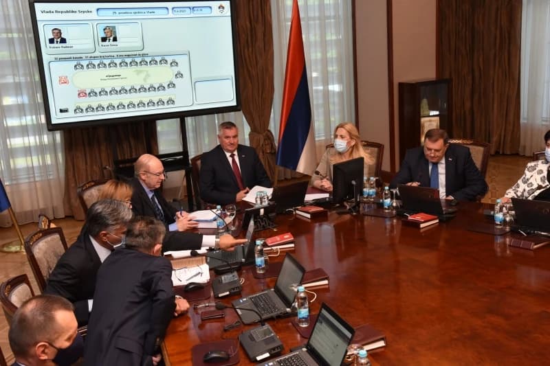 Dodik i Vlada RS uporni s utvrđivanjem svoje "istine", tzv. komisija odbacuje genocid u Srebrenici