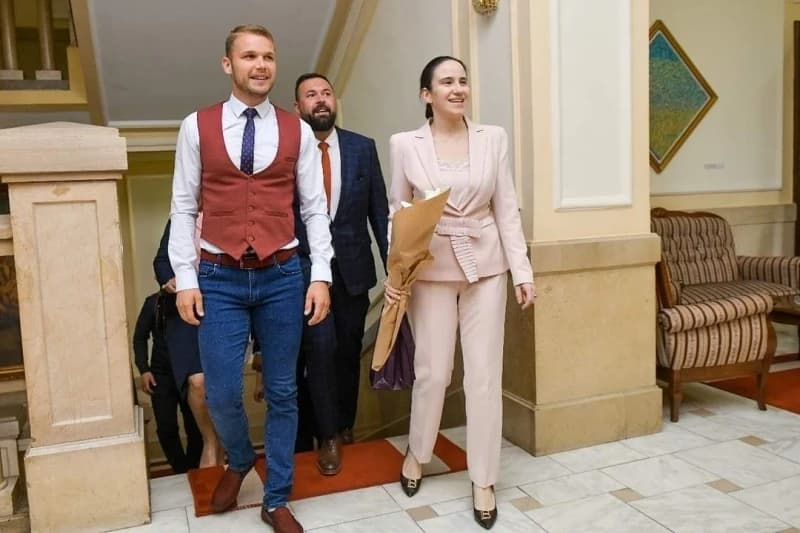 Benjamina Karić, Draško Stanivuković