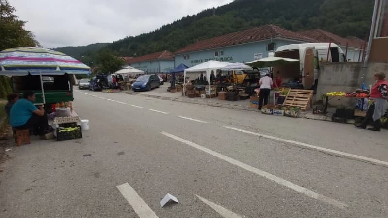 Kad će Goražde dobiti pijacu: Poljoprivrednici mjesecima prodaju pored puta, evo šta kaže gradonačelnik