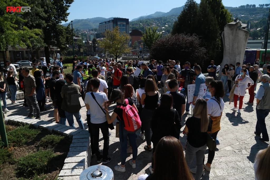 Studenti izašli na proteste u Sarajevu, ponovili svoja četiri zahtjeva