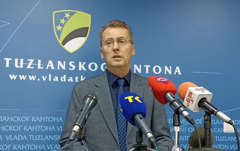 Ministar poljoprivrede, šumarstva i vodoprivrede TK Vahidin Smajlović