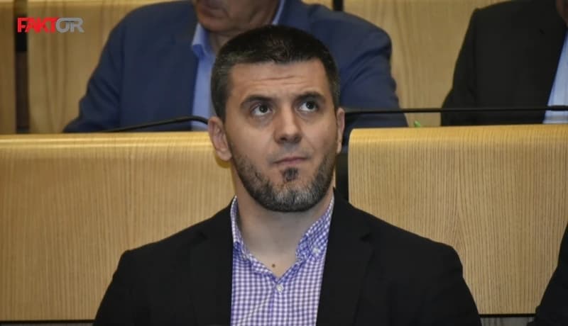 Zildžić: Neka Čampara odgovori da li za savjetnike imenuje ljude koji zapravo rade za određene portale