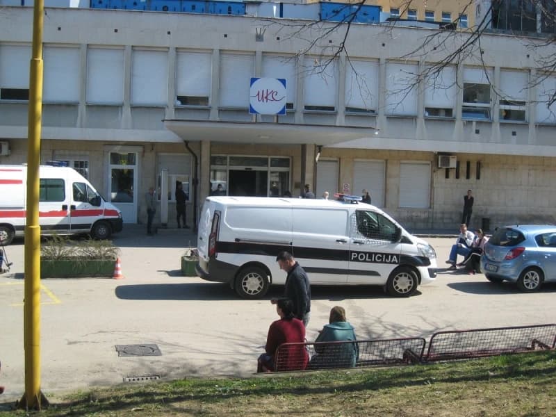 UKC Tuzla: Muškarac dovezen mrtav