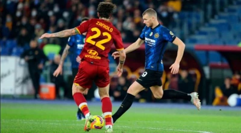 Edin Džeko opet na naslovnicama italijanskih medija