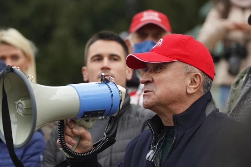 Sabrana djela Srđana Đokovića: Od lažnog Isusa do lažnog generala