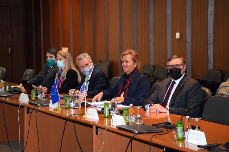 Palmer: Važno je da FBiH bude u ravnoteži sa RS-om; Eichhorst: Vrijeme nije na našoj strani