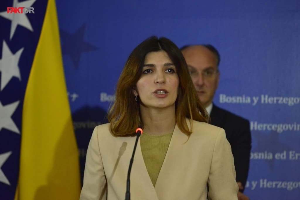 Dešavanja u Neumu tumače oni koji su Mostar predali HDZ-u, tvrdili da treba odustati od NATO-a