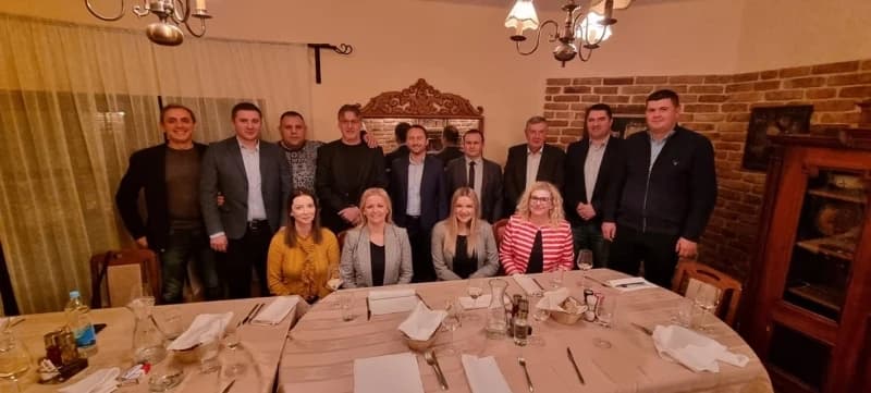 Dok Dodik ruši državu, Radmanović plete svoju mrežu u entitetskim i institucijama BiH