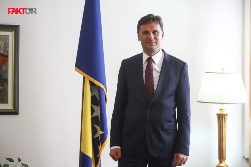 Fadil Novalić o rekordnom budžetu Federacije, povećanju penzija, novcu za zdravstvo, rastu cijena...