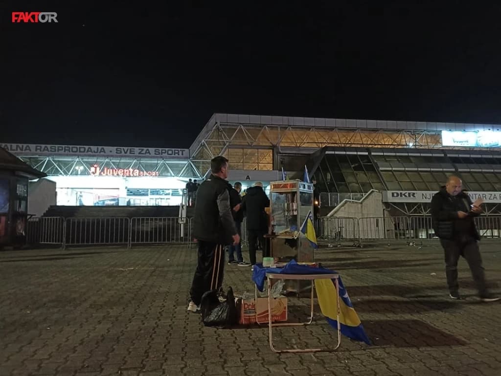 Tribine Mejdana pune, Zmajevi će imati veliku podršku protiv Litvanaca