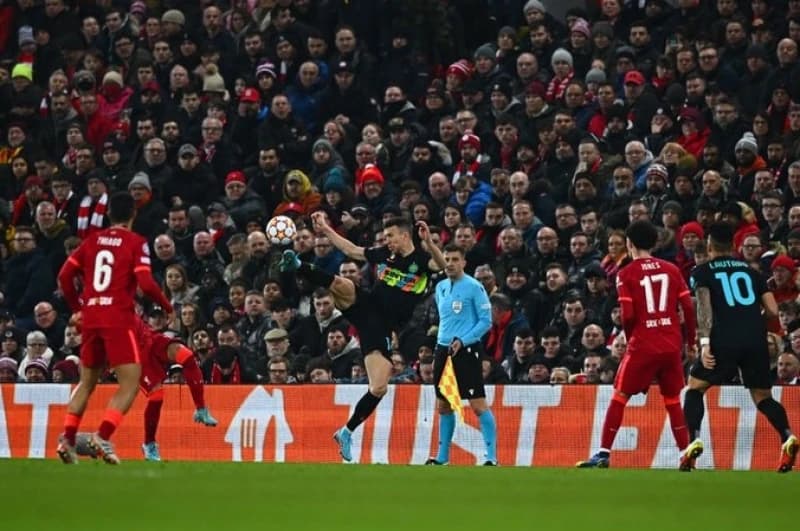 Džekin Inter ipak bez čuda na Anfieldu, Bayern se poigrao sa Austrijancima