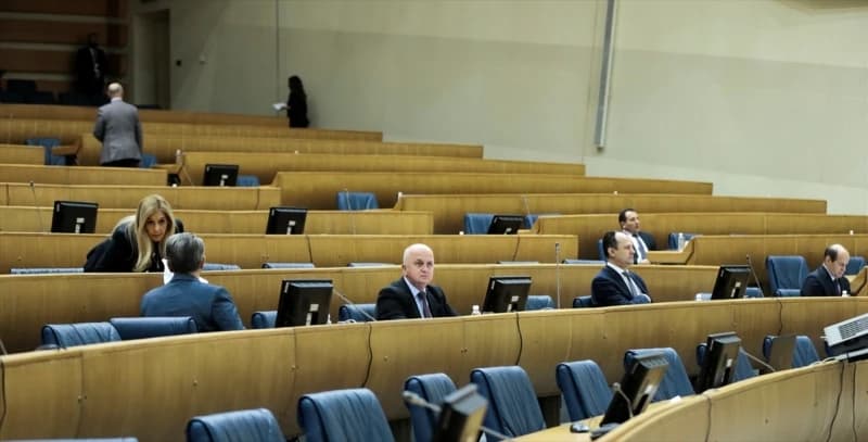Parlament BiH: Akcize na gorivo se ukidaju na šest mjeseci, odbijen sramotan prijedlog zakona SNSD-a