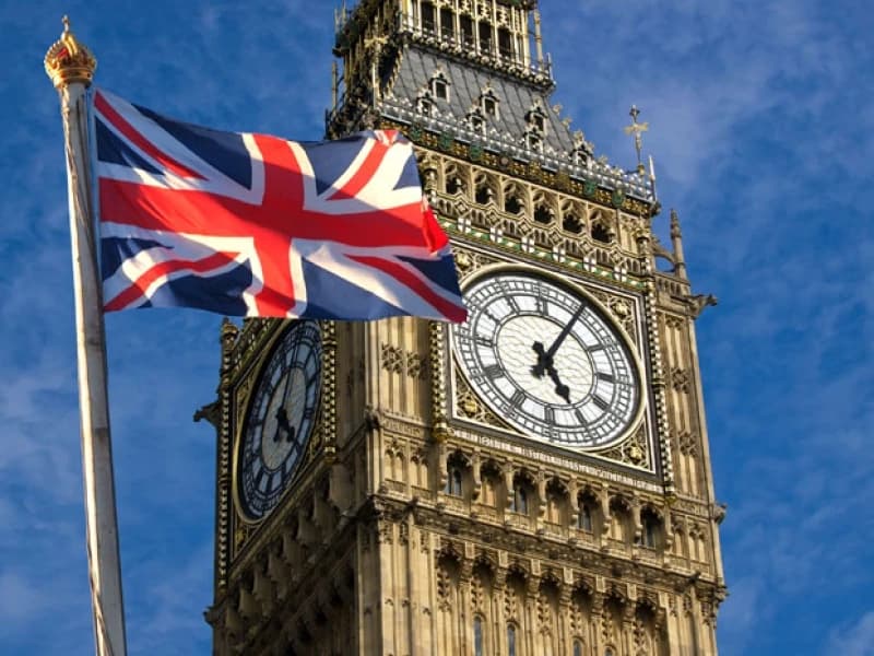 Velika Britanija uvela sankcije Miloradu Dodiku i Željki Cvijanović