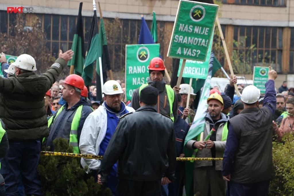 Rudarima u Zenici ne uplaćuju se rate kredita, EPBiH nema prijedlog, za 1. maj moguć veliki protest