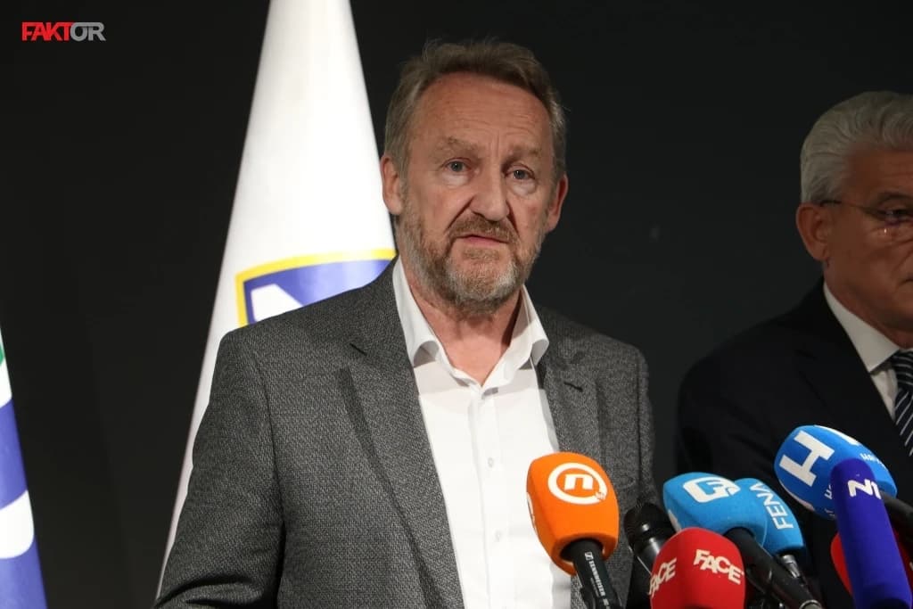 Izetbegović: Čović je u pismu iznio niz nestina i prijetnji, Bošnjaci ne ugrožavaju Hrvate, naprotiv