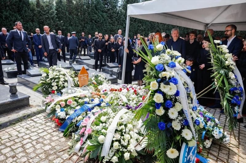 Ivica Osim sahranjen uz pjesmu Grbavica