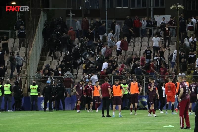 Tuča na tribini na kojoj su Horde zla