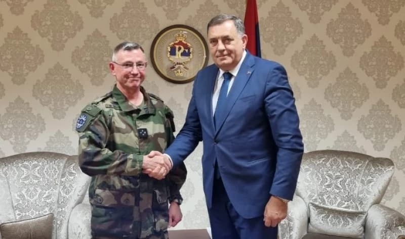 Dodik u aprilu: Ne podržavam EUFOR; Dodik u maju: Podržavam EUFOR
