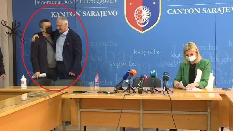"Trojka" bi da smjenjuje direktore, dok Vranić uhljebljava političkog direktora SDP-a