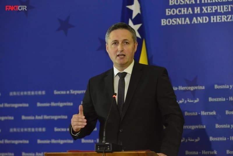 Denis Bećirović ni MUP-u TK nije prijavio navodne prijetnje o njegovoj likvidaciji