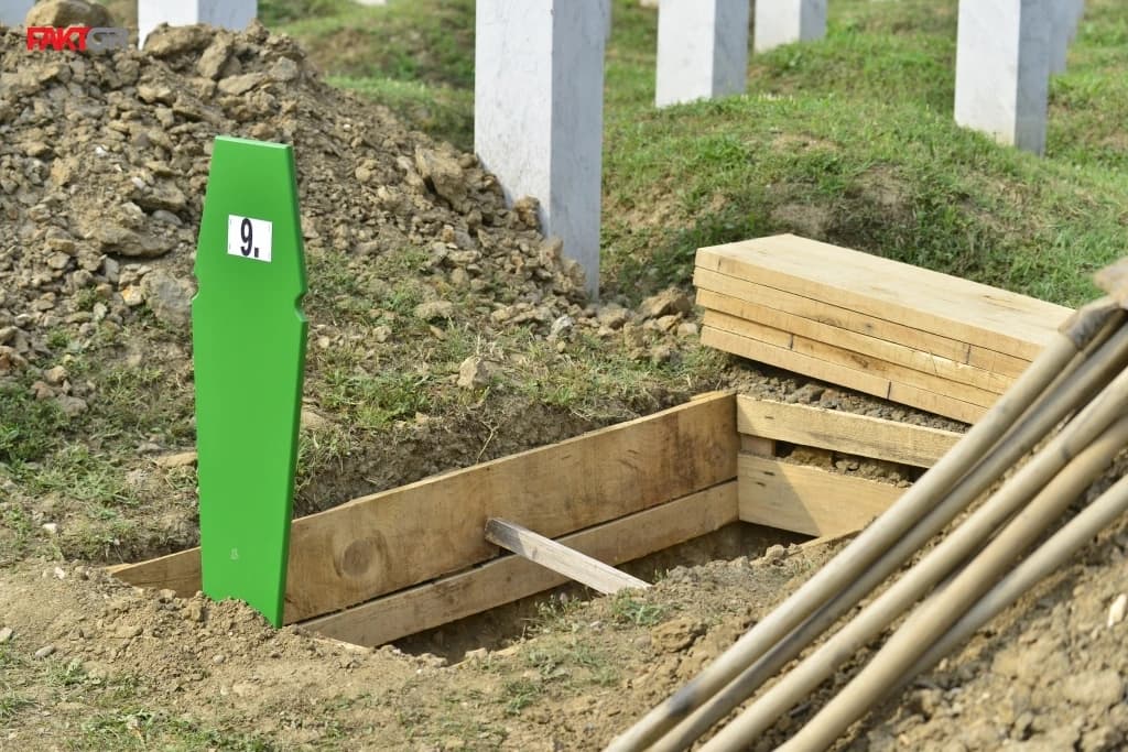 Spisak imena 50 žrtava koje će danas biti ukopane u Potočarima