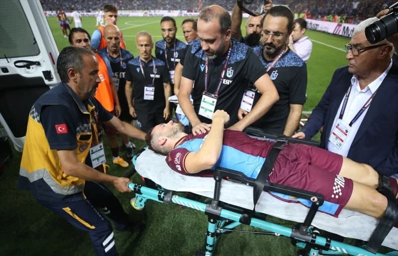 Trener Trabzonspora hrabri Edina Višću, operacija u Istanbulu