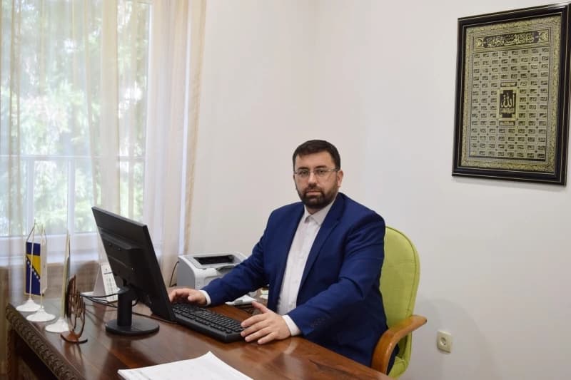 dr. Mensur-ef. Husić, rukovodilac Službe za vjerske poslove i obrazovanje Muftijstva tuzlanskog