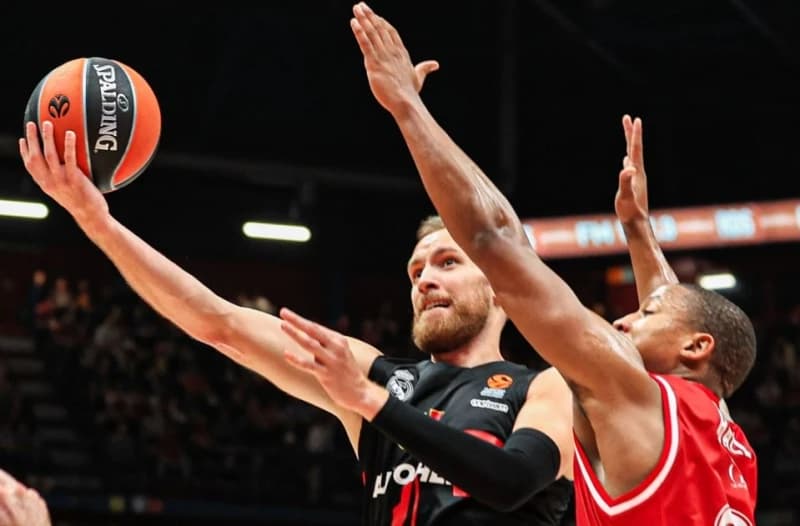 Real slavio u Milanu, partija života Džanana Muse