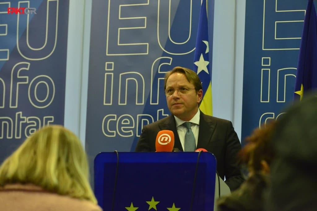 Zastupnici komentiraju posjetu: Kao da je Varhelyi brzo zaboravio kako je Čović ponižavao institucije EU-a