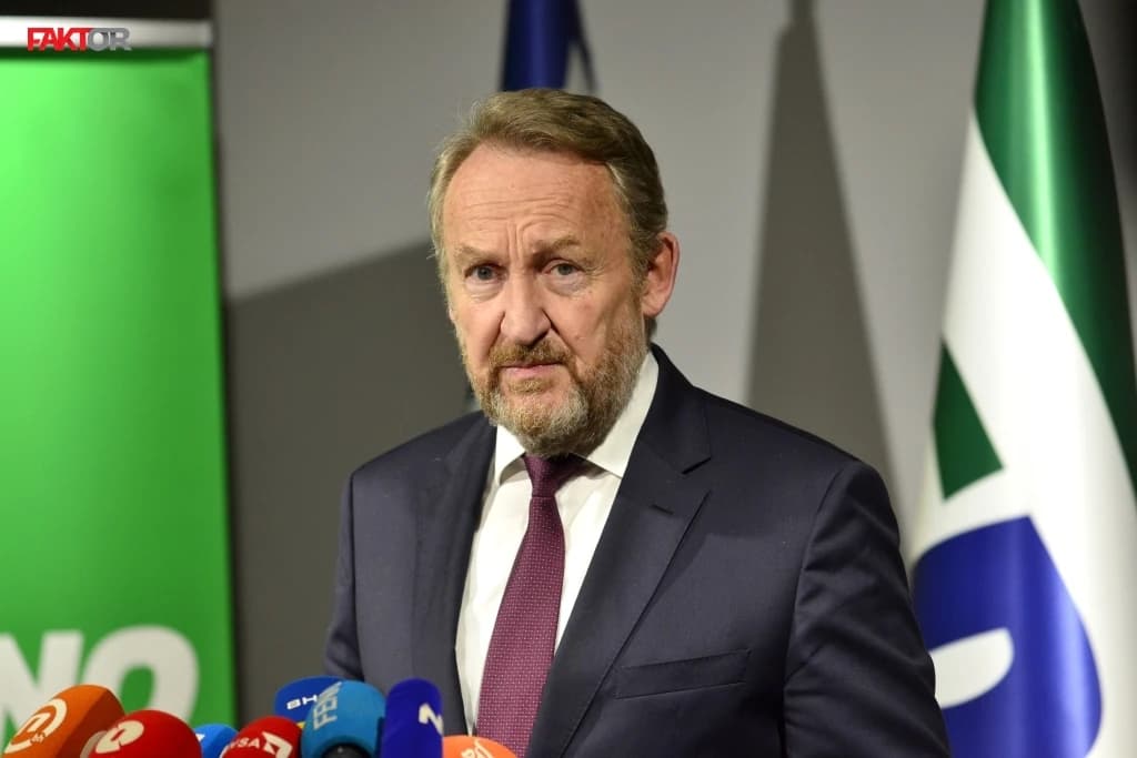 Izetbegović: Program SDA je sadržavao NATO put i provedbu svih presuda, "Osmorka" nije imala smjelosti to tražiti