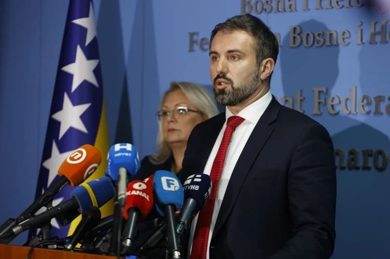 Stojanović o formiranju vlasti: Može li on biti predsjednik ako je Nikšić kandidat za premijera i šta bi rekli iz HDZ-a?