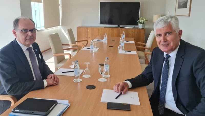 Schmidt jednokratnim rješenjem namjerava obezvrijediti Lendin potpis, jer bi trajno rješenje ugrozilo HDZ BiH