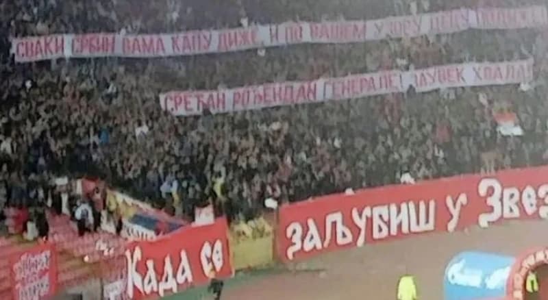 Skandalozna parola: Navijači Zvezde čestitali rođendan ratnom zločincu Ratku Mladiću