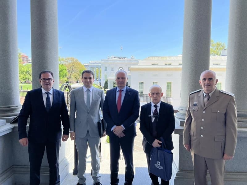 Helez sa zvaničnicima u Washingtonu: Intenzivirati podršku i proširiti nivo saradnje između BiH i NATO-a