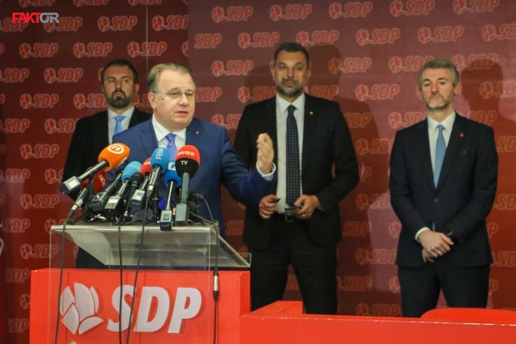 Lideri "Trojke" o novoj Vladi FBiH: Pritisak je nevjerovatan, nuđena i dva miliona KM, optužili Izetbegovića, Komšića...
