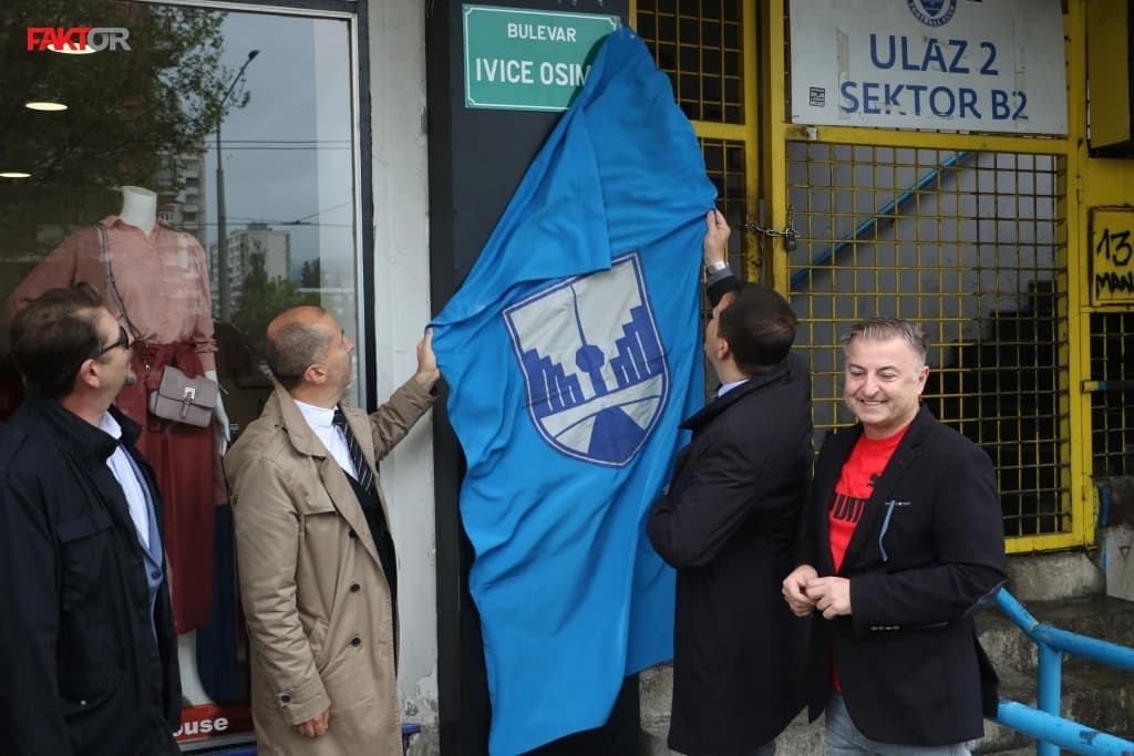 Svečano otkrivena ploča sa nazivom Bulevar Ivice Osima