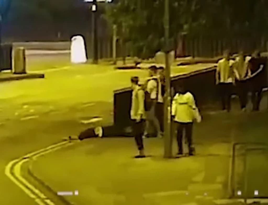 Mladić nokautiran na ulici